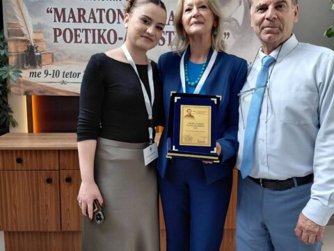 Maria Teresa Infante La Marca, premiata a Fushë-Kosovë